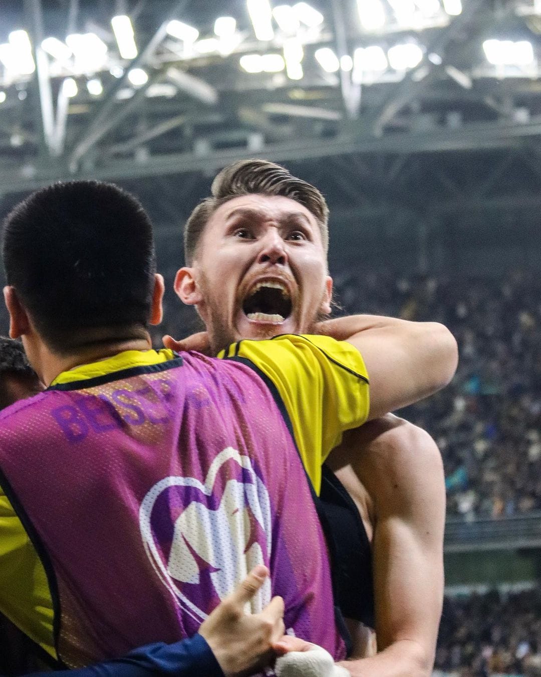 Сборная Казахстана по футболу вырвала победу у Дании в матче квалификации Евро-2024