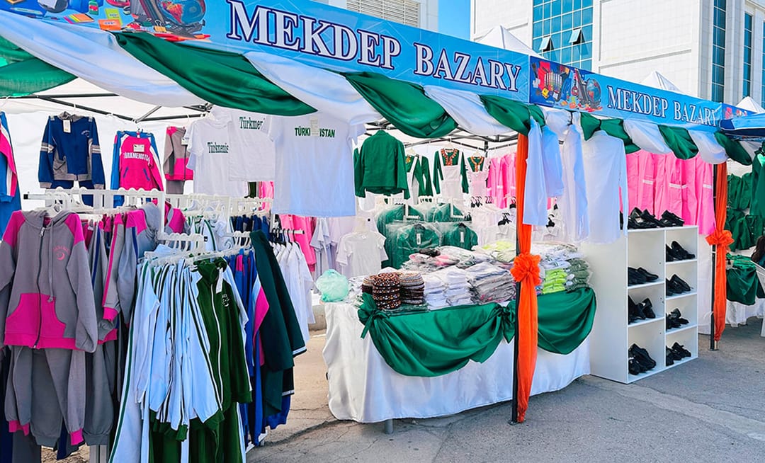 В Туркменистане начали работу школьные базары