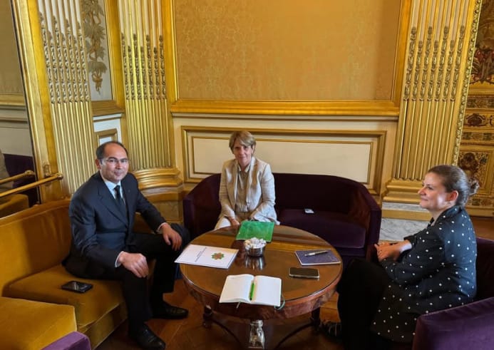 Fransız senatör, Türkmenistan'ı ziyaret edecek