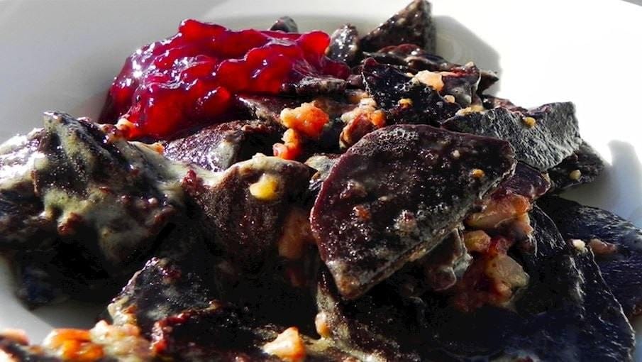 Taste Atlas, okurlarının verdiği oylamadan yola çıkarak 'en kötü 100 yiyecek' listesini güncelledi