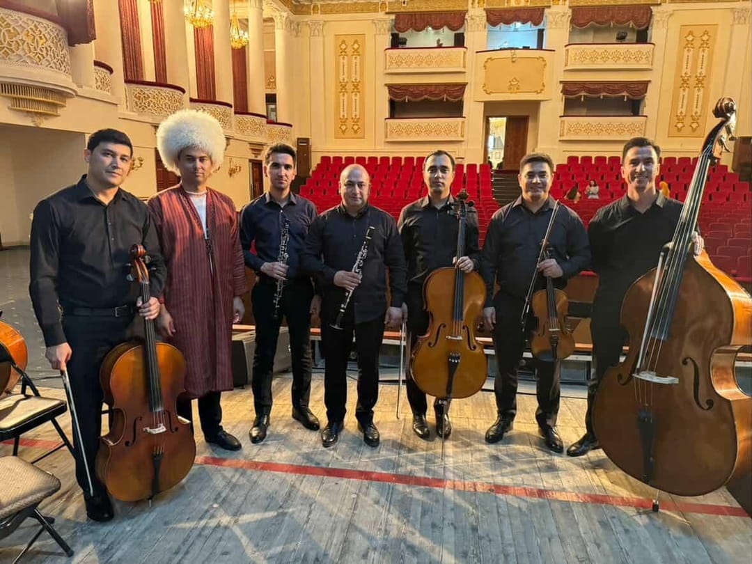 Музыканты из Туркменистана выступили в Душанбе в составе сводного оркестра СНГ