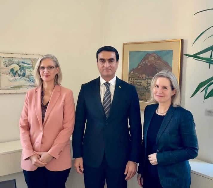 Türkmenistan ile İsviçre, ekonomi ve ekoloji alanlarında işbirliğini güçlendirmeyi planlıyor