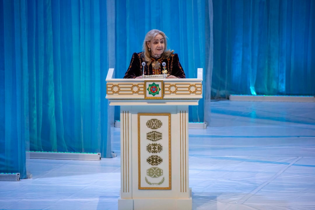 Türkmenistanyň Prezidenti Türkmenistanyň Gahrymany Gözel Şagulyýewany gutlady