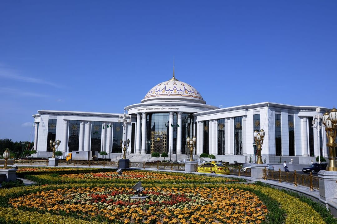 The Ministry of Education of Turkmenistan has updated the procedure for recognizing foreign law degrees