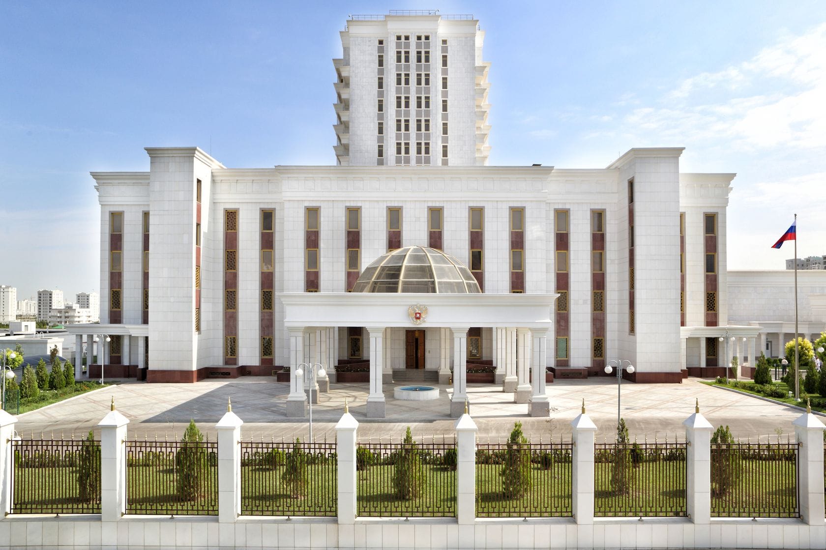 Russiýanyň Türkmenistandaky ilçihanasy wagtlaýyn rugsatnama üçin resminamalary kabul edip başlaýar