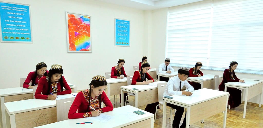 Türkmenistanda giriş synaglary başlaýar