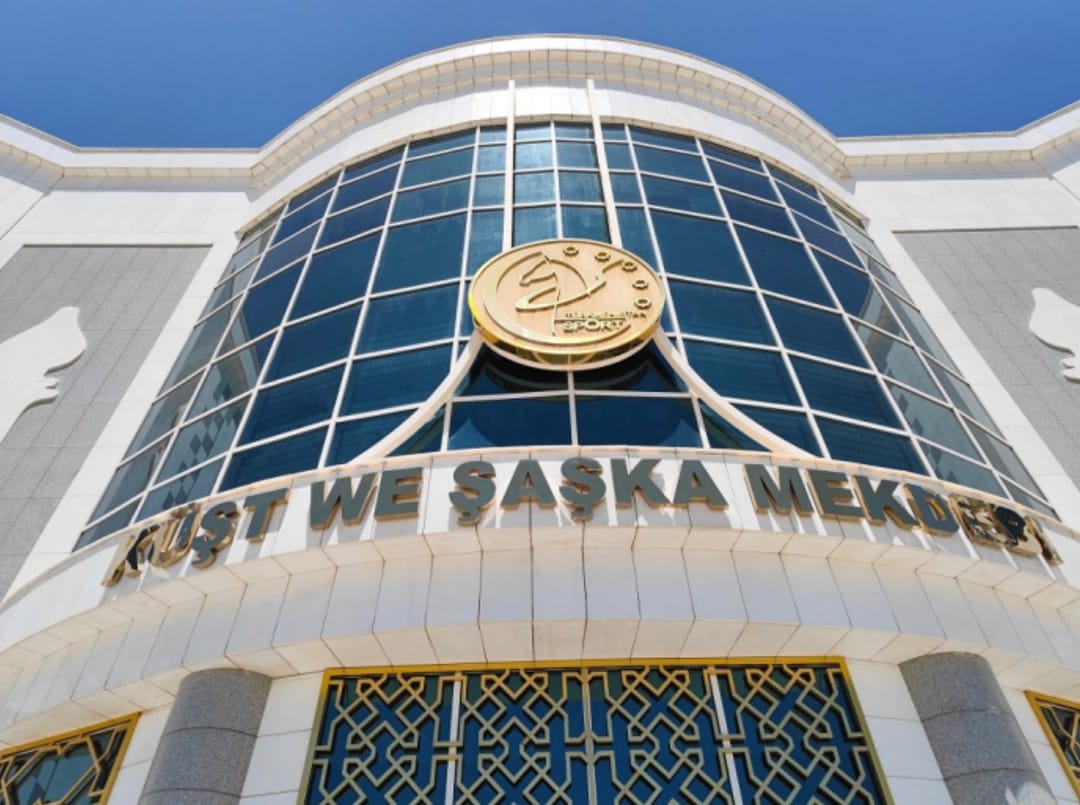 President of Turkmenistan addresses participants of international chess tournament