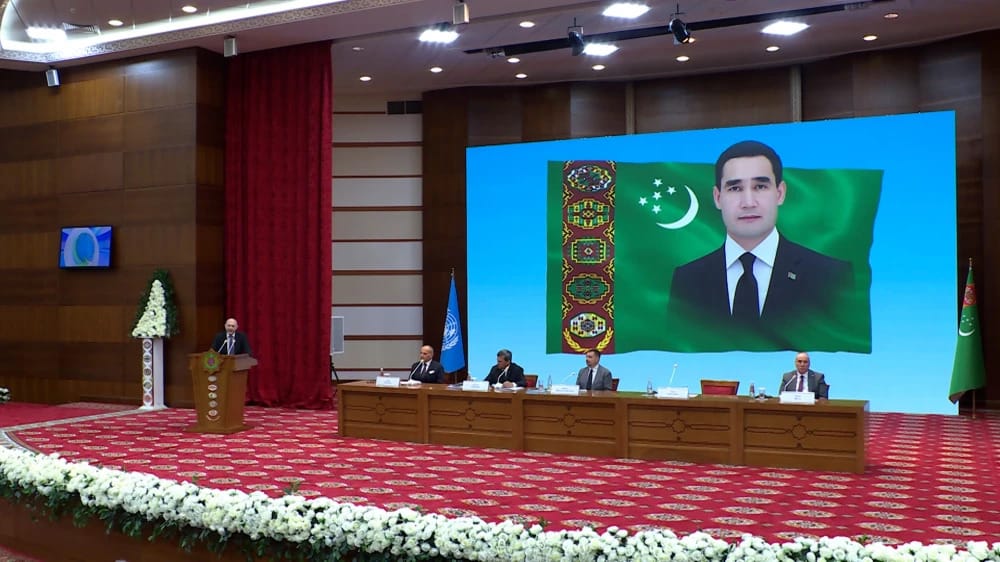 Aşkabat’ta Orta Asya'dan genç diplomatlar ve memurlar için bölgesel eğitim semineri düzenlendi