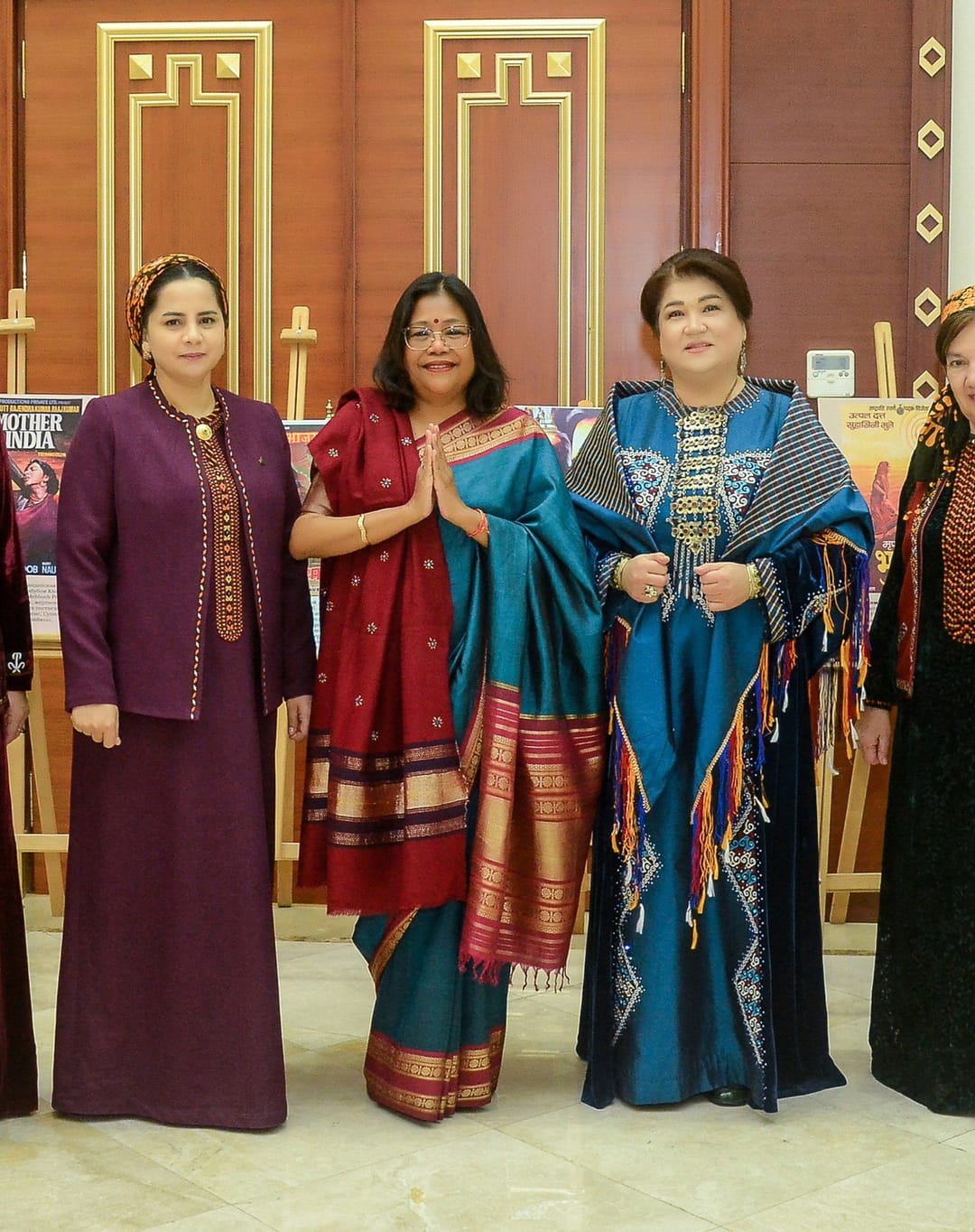 Türkmenbaşı’da, Raj Kapoor'un 100. yıldönümüne adanan Hint film festivali düzenlendi