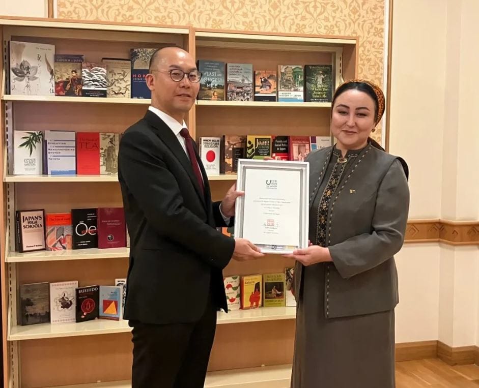 The Japanese Embassy donated 150 books to the libraries of Mary and Lebap velayats