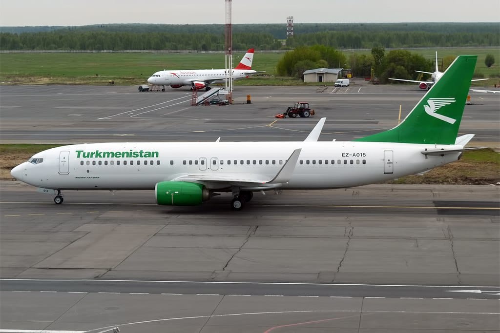 Citizens of Turkmenistan returned to their homeland on a charter flight Moscow-Turkmenabat