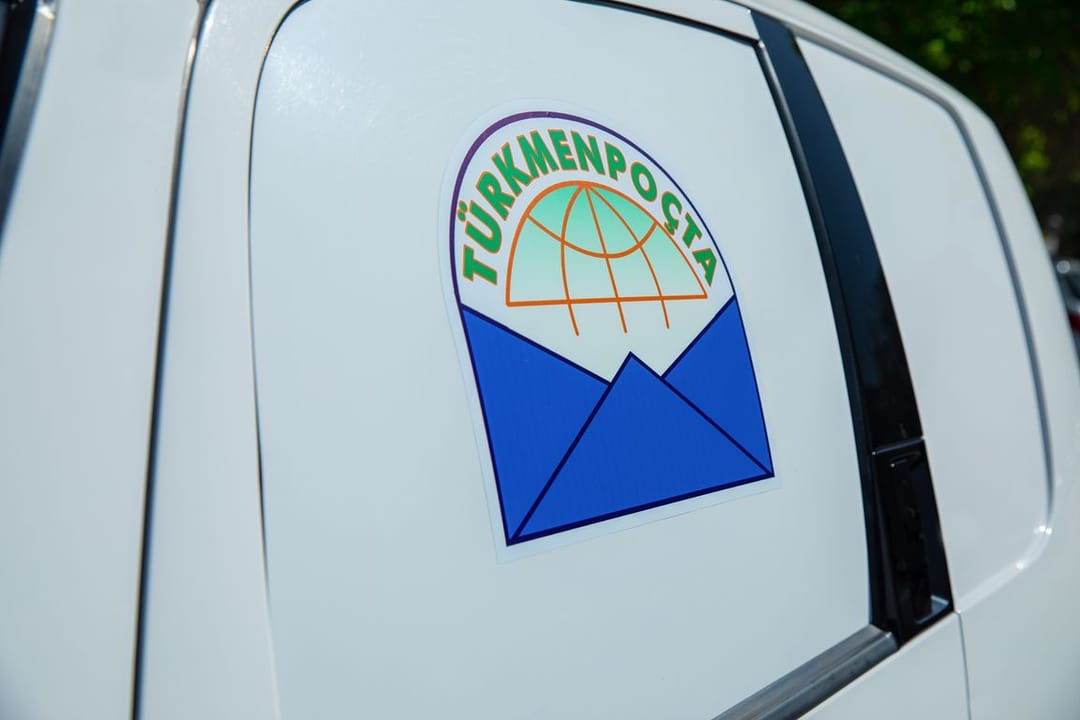 «Türkmenpoçtanyň» bölümlerinde «Älem TV» hemra telewideniýe operatorynyň telekartlaryny almak mümkindir