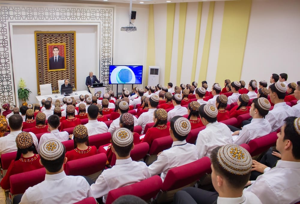 Ylymlar güni mynasybetli maslahat geçirildi