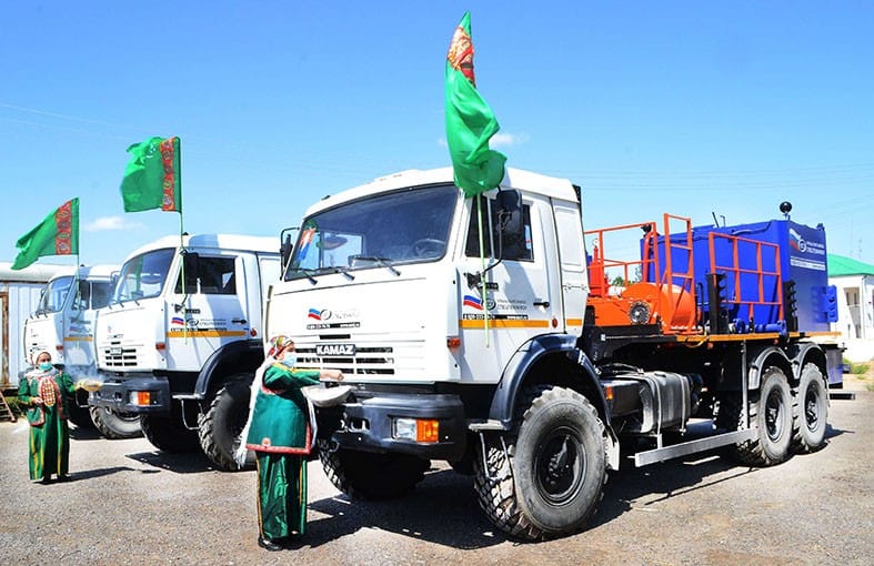 Berdimuhamedov discussed with Kogogin the production of special equipment “KAMAZ” in Turkmenistan