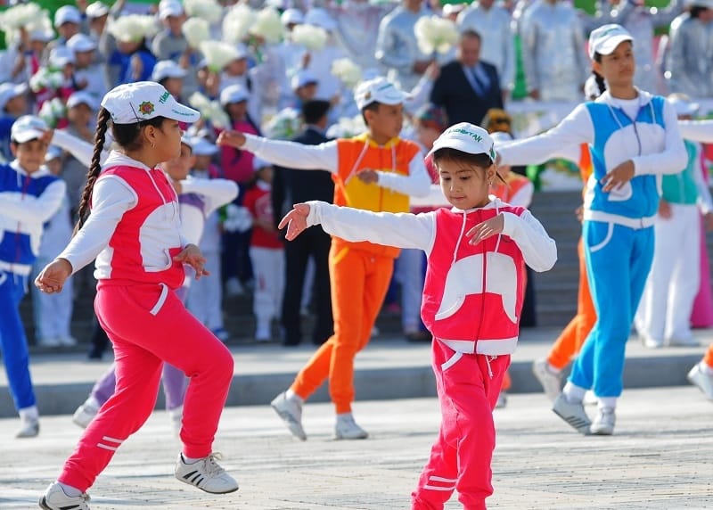 "Altyn Ýldyz" Çaga sagaldyş merkezi  poster