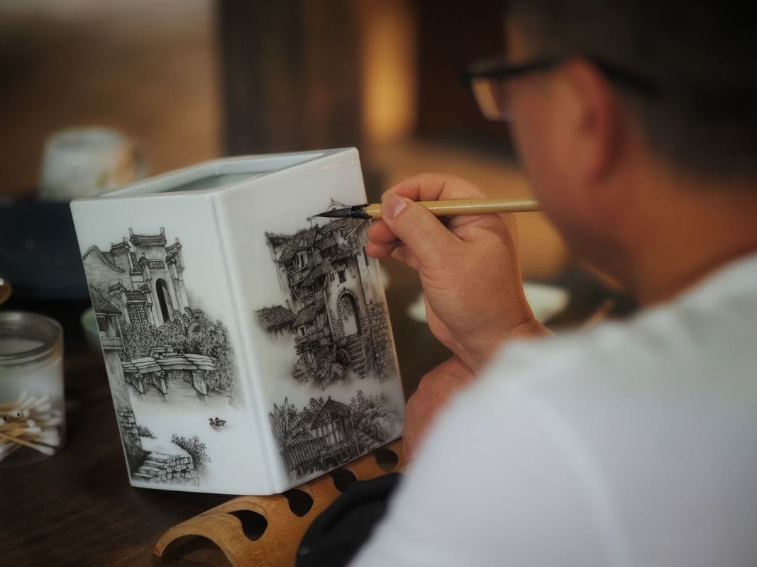 От Цзиндэчжэня до Центральной Азии: тысячелетняя симфония фарфора сквозь пространство и время