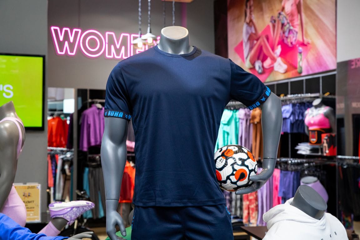 Squats, planks, push-ups… What daily express training will give you