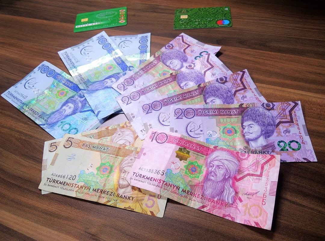 Кто имеет право на государственное социальное пособие и каковы её размеры