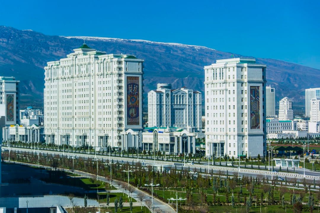 Aşgabat – ilkinji syýahatçylaryň ýatlama ýazgylarynda 