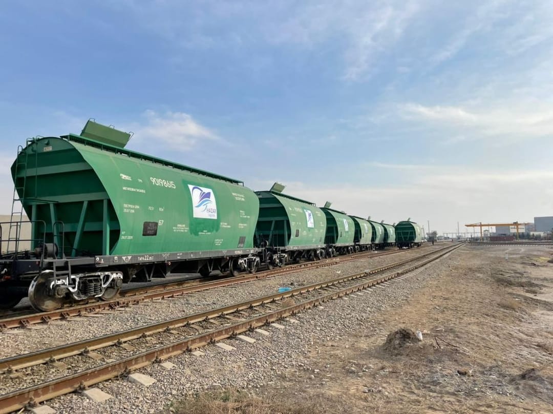 Почему железнодорожные грузовые перевозки выгоднее других