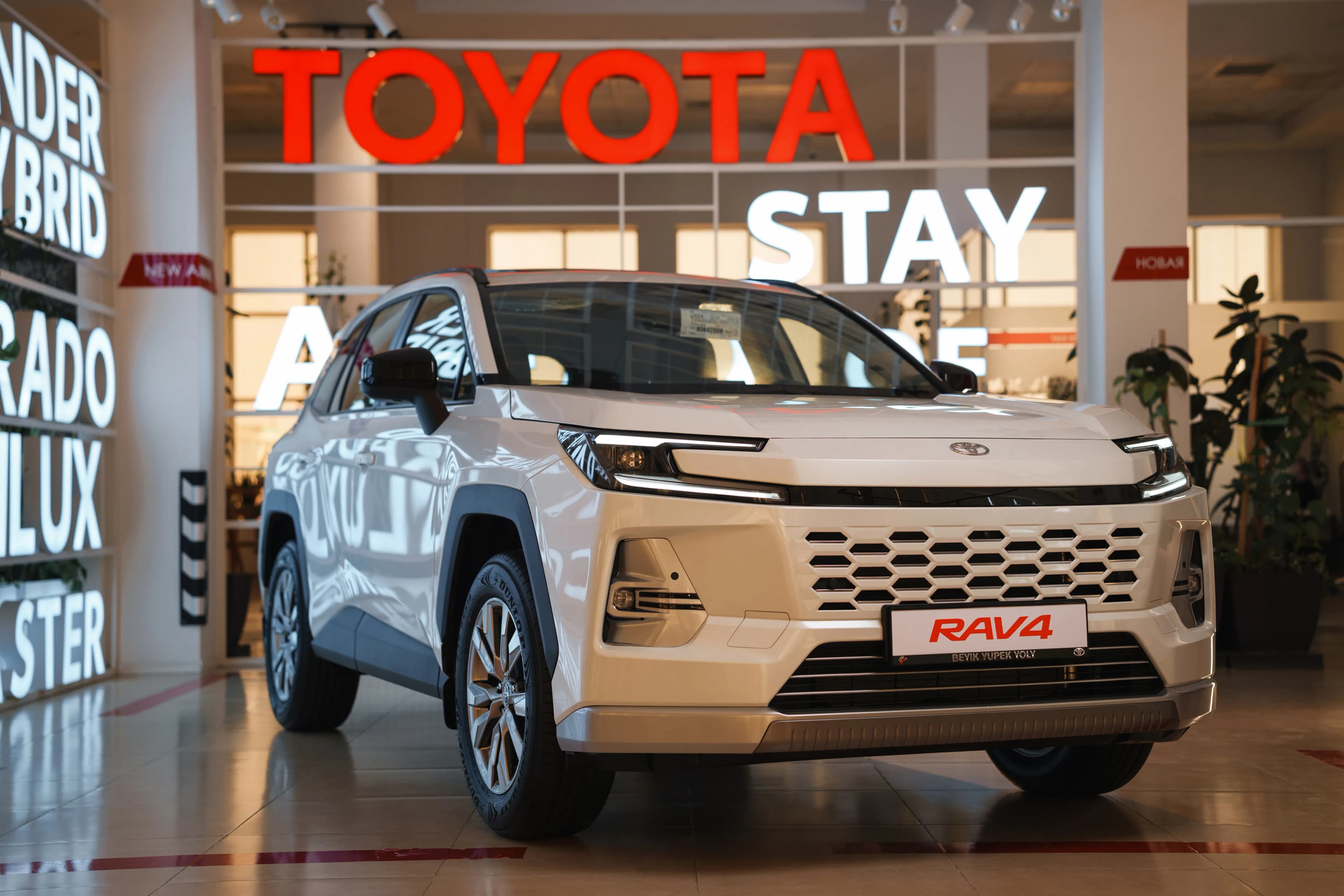 RAV4
