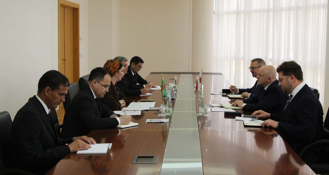 Представители Туркменистана и Польши обсудили укрепление двустороннего сотрудничества