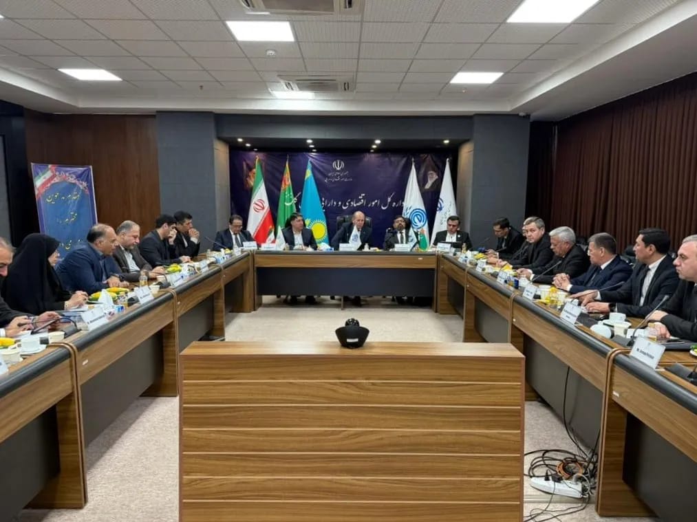 Türkmenistan ve İran, sınırda ortak ticaret bölgesinin oluşturulmasını görüştü