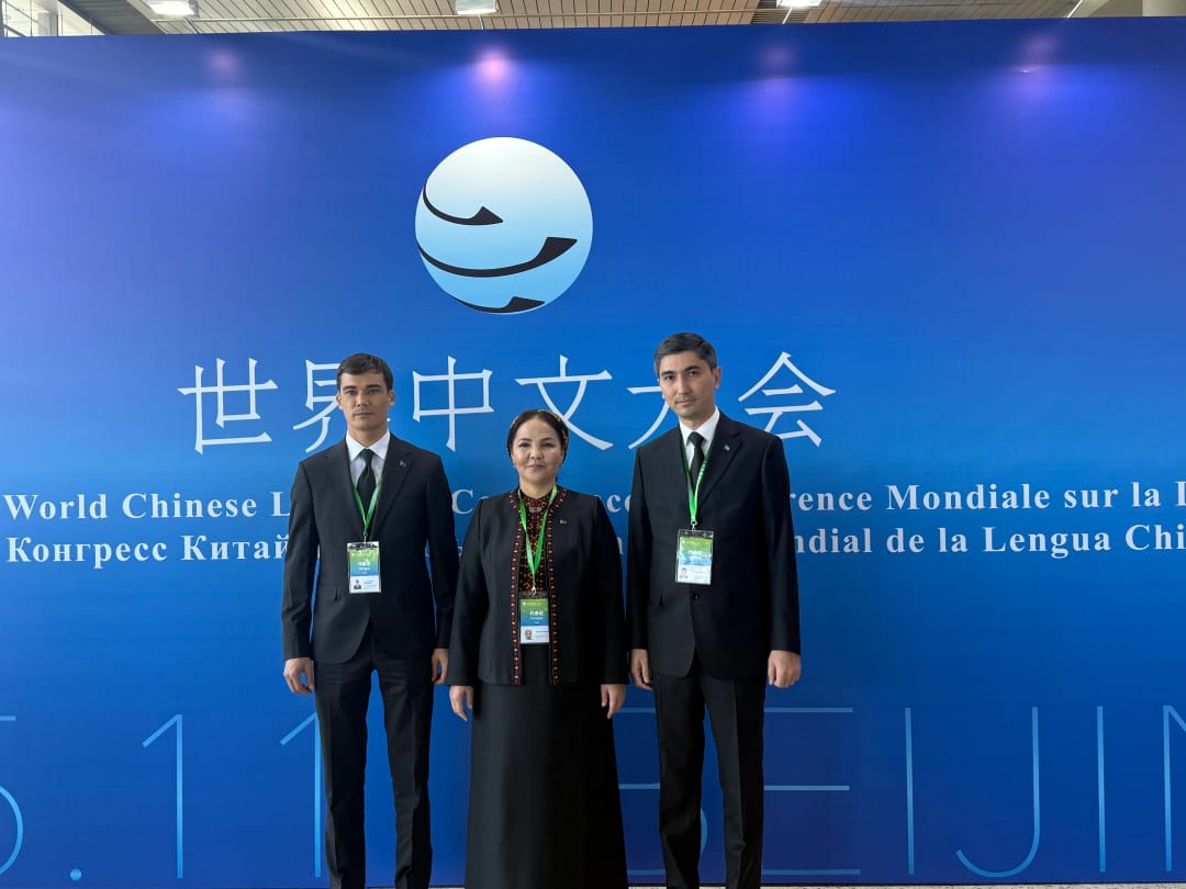 Türkmen heyeti, Pekin'de düzenlenen Dünya Çin Dili Konferansı'na katıldı