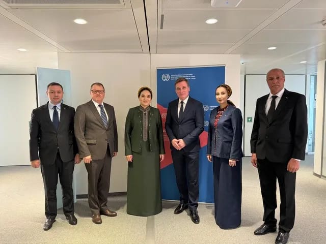 Türkmenistan, ILO ile işçi haklarının korunmasını görüştü