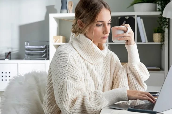 В России предложили временный переход на удаленную работу из-за вспышки гриппа