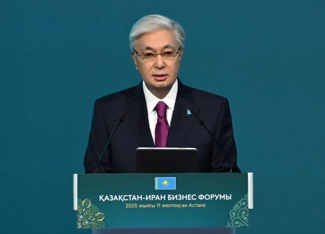 Казахстан планирует удвоить грузоперевозки по маршруту через Туркменистан и Иран к 2030 году