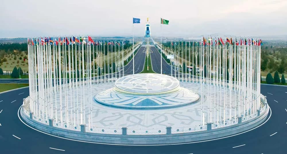 В Туркменистане призвали использовать СМИ в созидательных целях