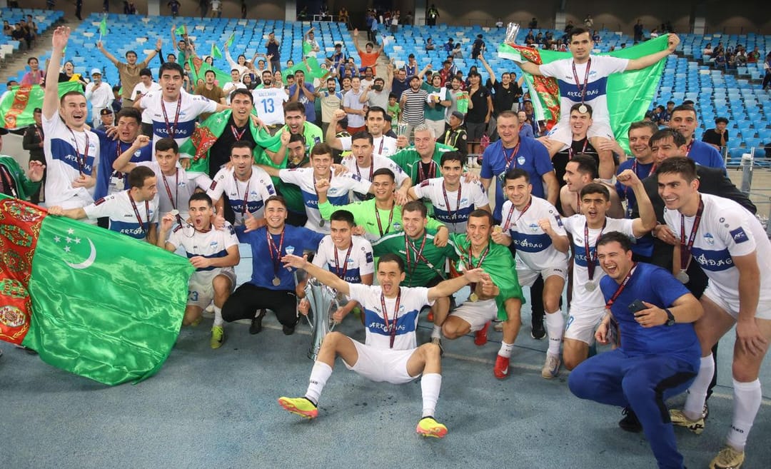 AFK-nyň prezidenti «Arkadag» klubuny Çagyryş ligasynda gazanan ýeňşi bilen gutlady