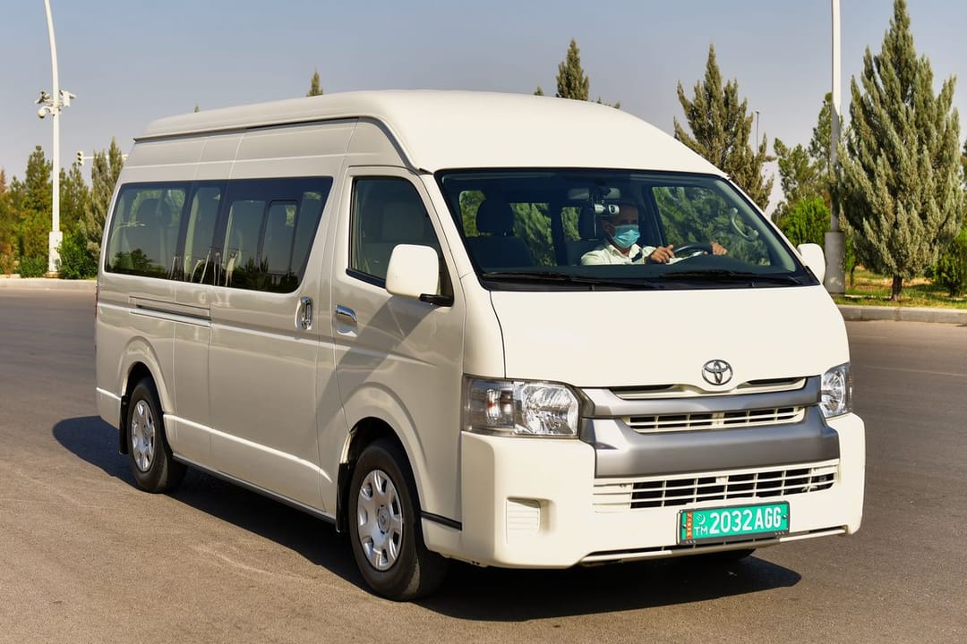 Turkmenistan introduces new rules for private bus owners
