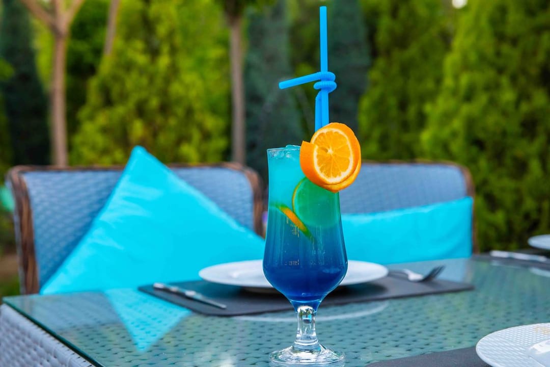 Summer terrace Altyn Paradise Garden: your must-visit in Ashgabat