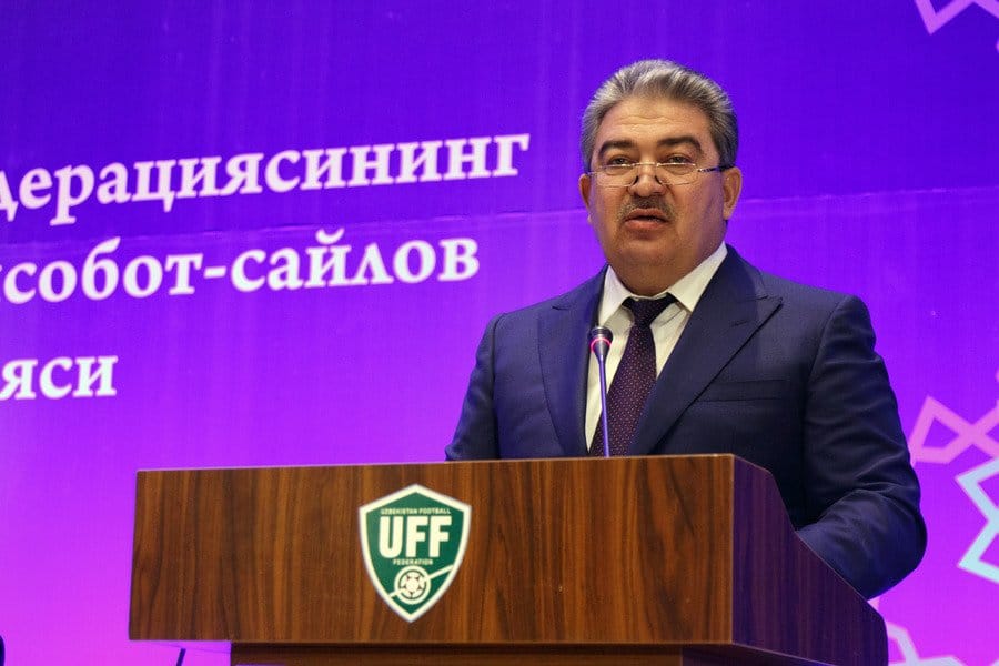 Президент Туркменистана провел встречу с вице-премьером Узбекистана