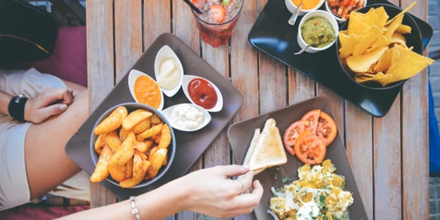 5 способов обмануть мозг и сделать еду вкуснее