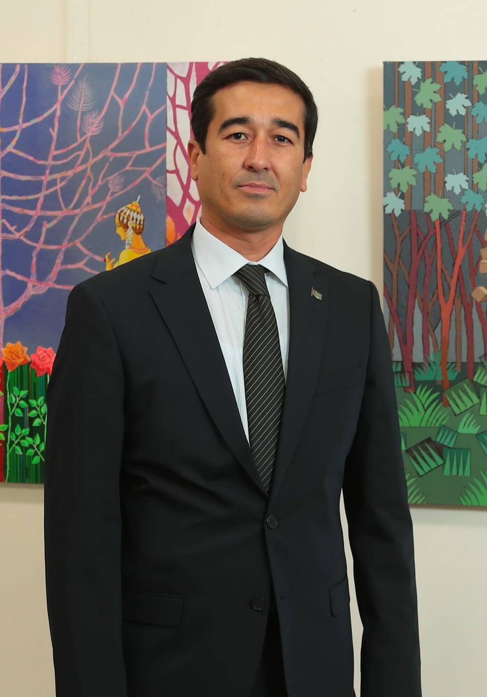 Modern suratkeşi Amanmyrat Modyýewiň döredijiligi