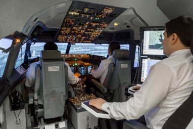 В Туркменистане открыт набор на обучение пилотов гражданской авиации