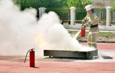 В Туркменистане прошли национальные соревнования юных пожарных