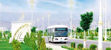 В Ашхабаде начали тестировать пассажирский автобус «Yutong» с кондиционером