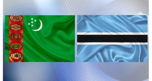 Türkmenistanyň hem-de Botswana Respublikasynyň daşary syýasat edaralarynyň ýolbaşçylary telefon arkaly söhbetdeş boldular