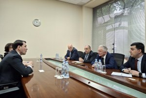 Türkmen-gruzin hyzmatdaşlygynyň ileri tutulýan ugurlary ara alnyp maslahatlaşyldy