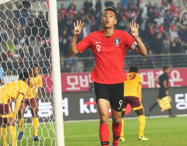 Футболист сборной Кореи стал одноклубником Мингазова в «Китчи»