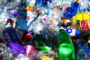Coca Cola ve PepsiCo dünyada en çok plastik kirliliğine sebep olan iki marka oldu