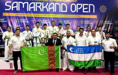 Türkmen karateçileri Samarkantda geçirilen halkara ýaryşda 6 altyn medal gazandylar