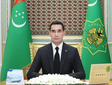 Президент Туркменистана поздравил верующих с наступлением Ночи Всемогущества
