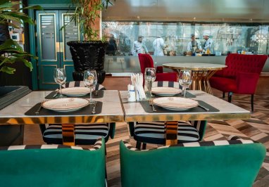 The Altyn Paradise Garden restaurant invites guests to an impeccable holiday in Ashgabat