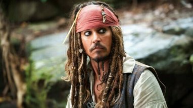 Johnny Depp, Karayip Korsanları'nın yeni bölümlerinde Jack Sparrow olarak geri dönecek