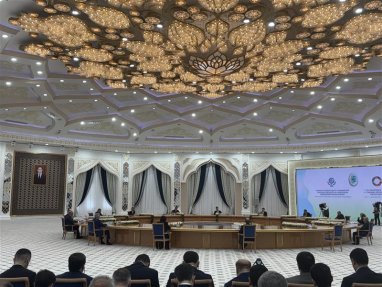 Arkadag şäherinde YHG-nyň  durnukly ösüş boýunça ministrler derejesindäki birinji forumy açyldy